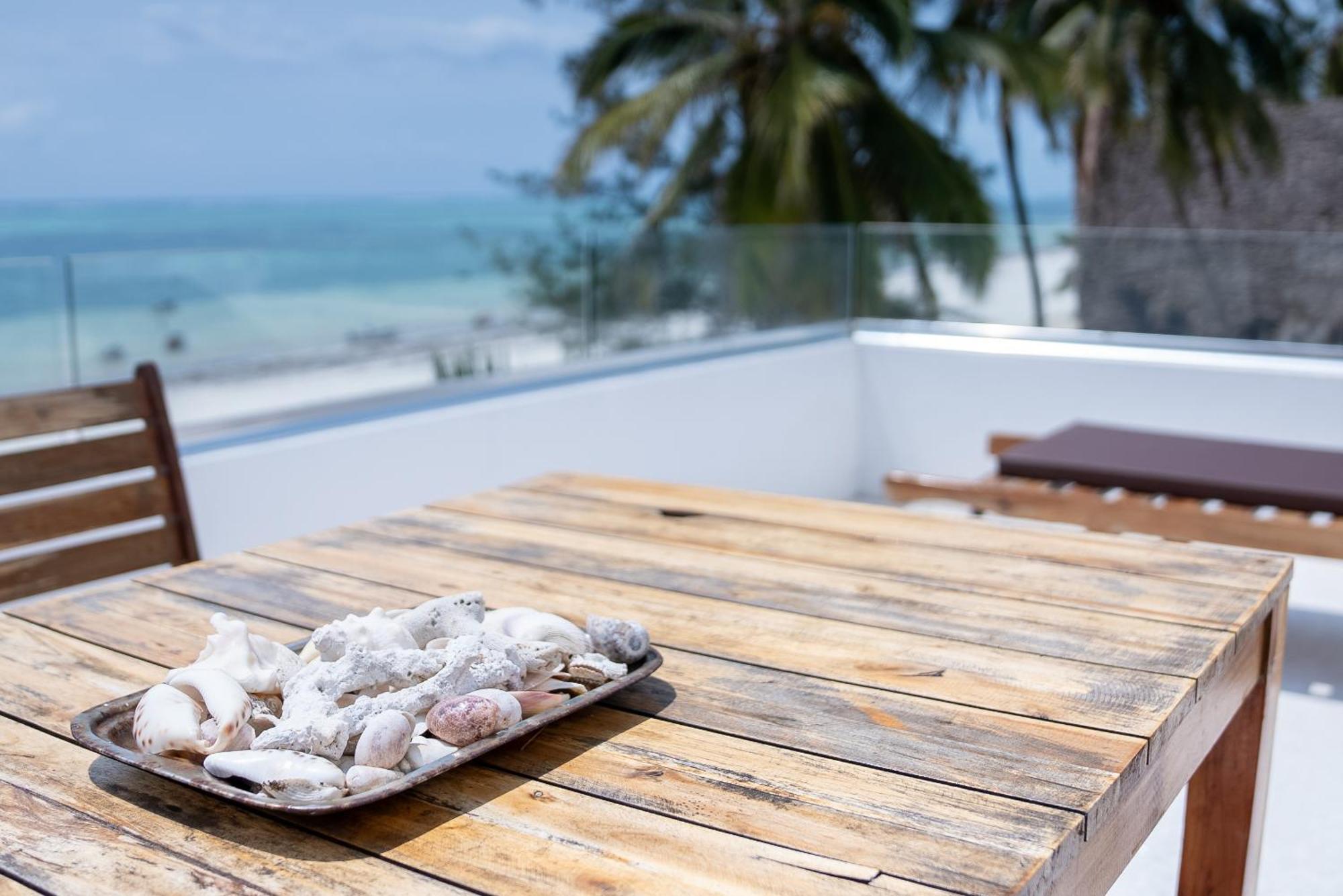 Ocean View Penthouse With Jacuzzi Elias Homes Zanzibarhouses Gulioni Exterior foto