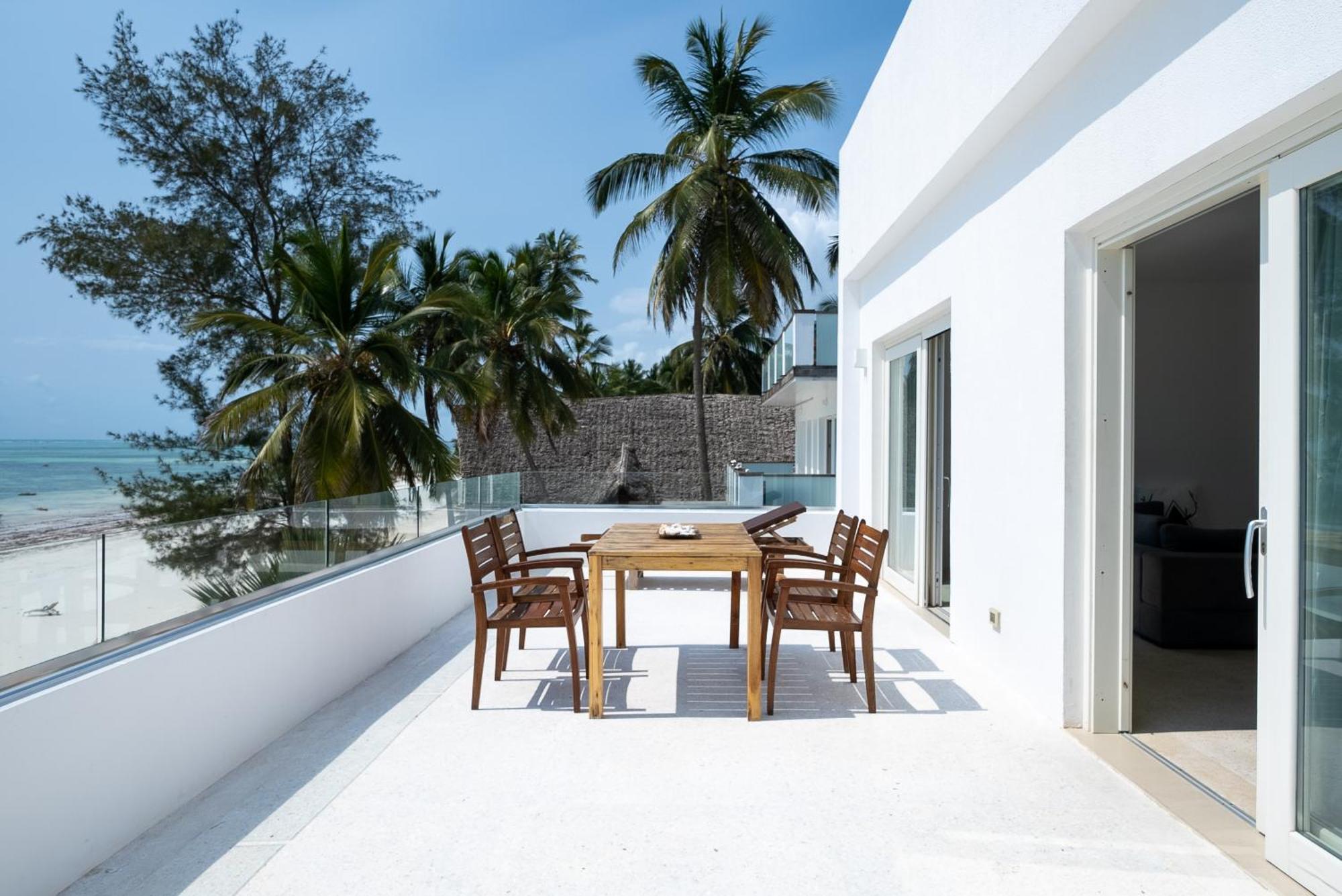 Ocean View Penthouse With Jacuzzi Elias Homes Zanzibarhouses Gulioni Exterior foto